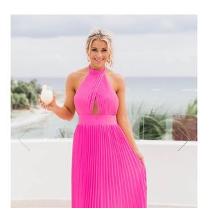 Pink Lily Sunny Gleam pink halter dress brand new